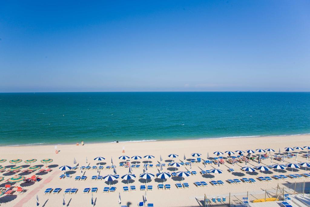 Il Conero Mare Aparthotel Numana Room photo