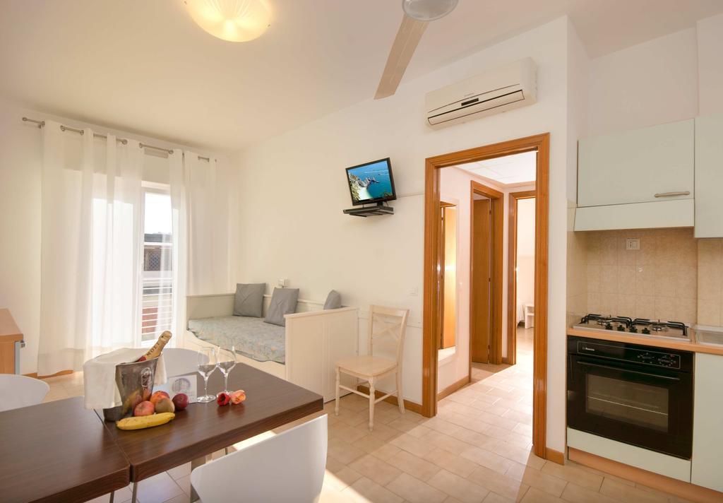 Il Conero Mare Aparthotel Numana Exterior photo