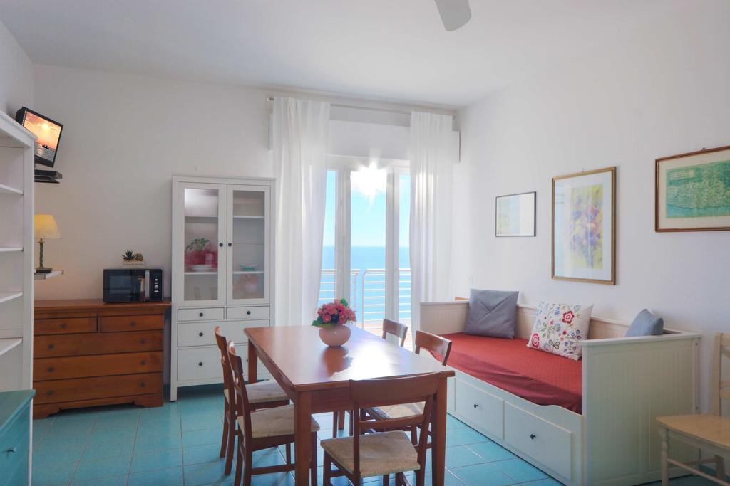 Il Conero Mare Aparthotel Numana Exterior photo